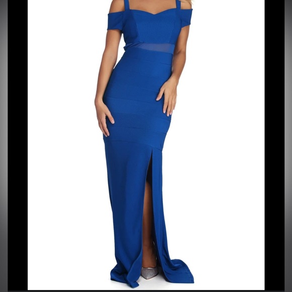 Honey and Rosie Dresses & Skirts - NWT Honey and Rosie Formal High Slit Bandage Dress size Small Prom dress